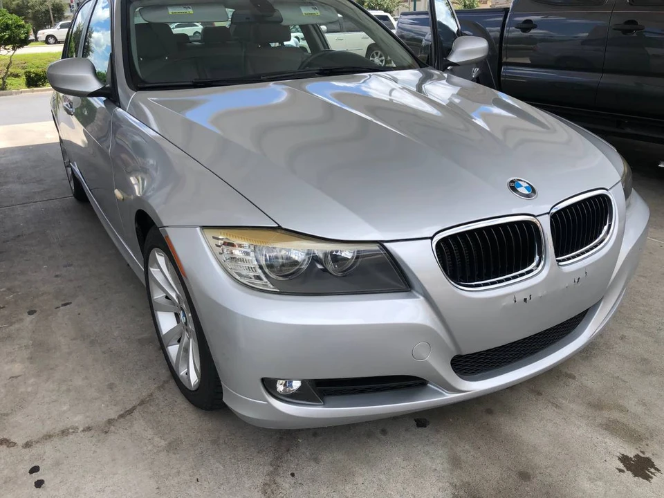 2011 BMW E90 3 Series Sedan - Image 4 of 12