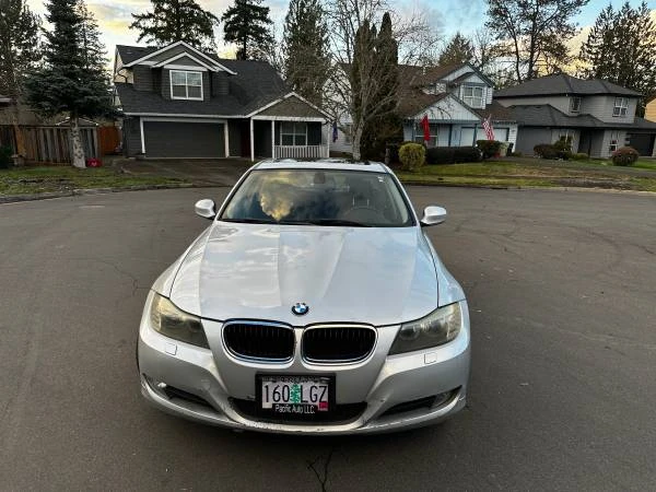 2011 BMW E90 3 Series Sedan - Image 5 of 11