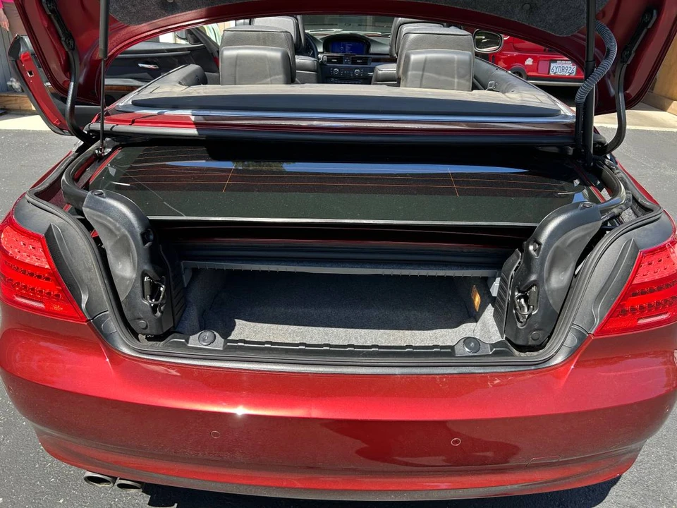 2013 BMW E93 3 Series Convertible - Image 11 of 12