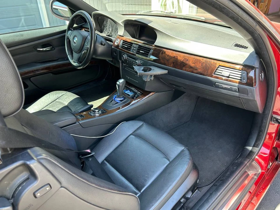 2013 BMW E93 3 Series Convertible - Image 8 of 12