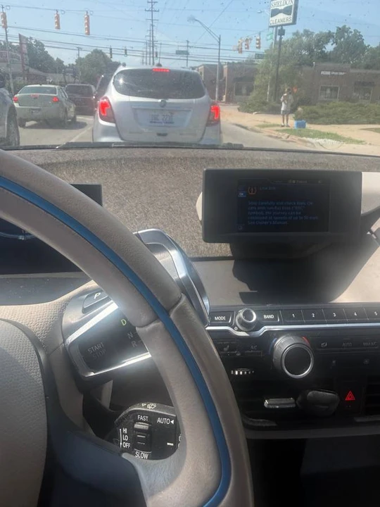 2014 BMW i3 - Image 9 of 9
