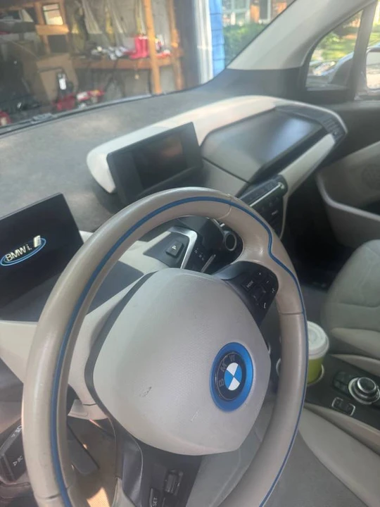 2014 BMW i3 - Image 3 of 9
