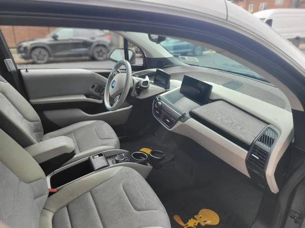 2017 BMW i3 - Image 5 of 9