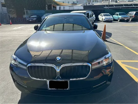 2021 BMW 530i