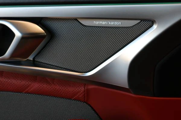 2022 BMW M8 - Image 4 of 19