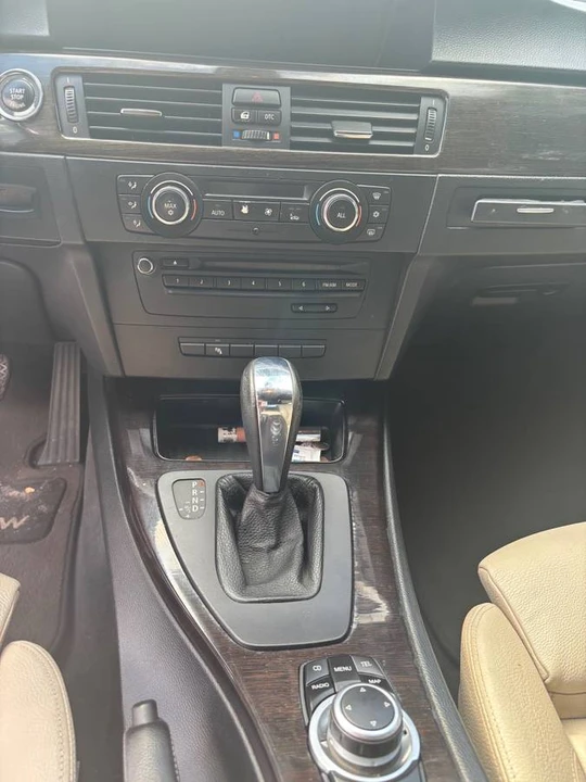 2011 BMW E81/E82/E88 1 Series - Image 7 of 9