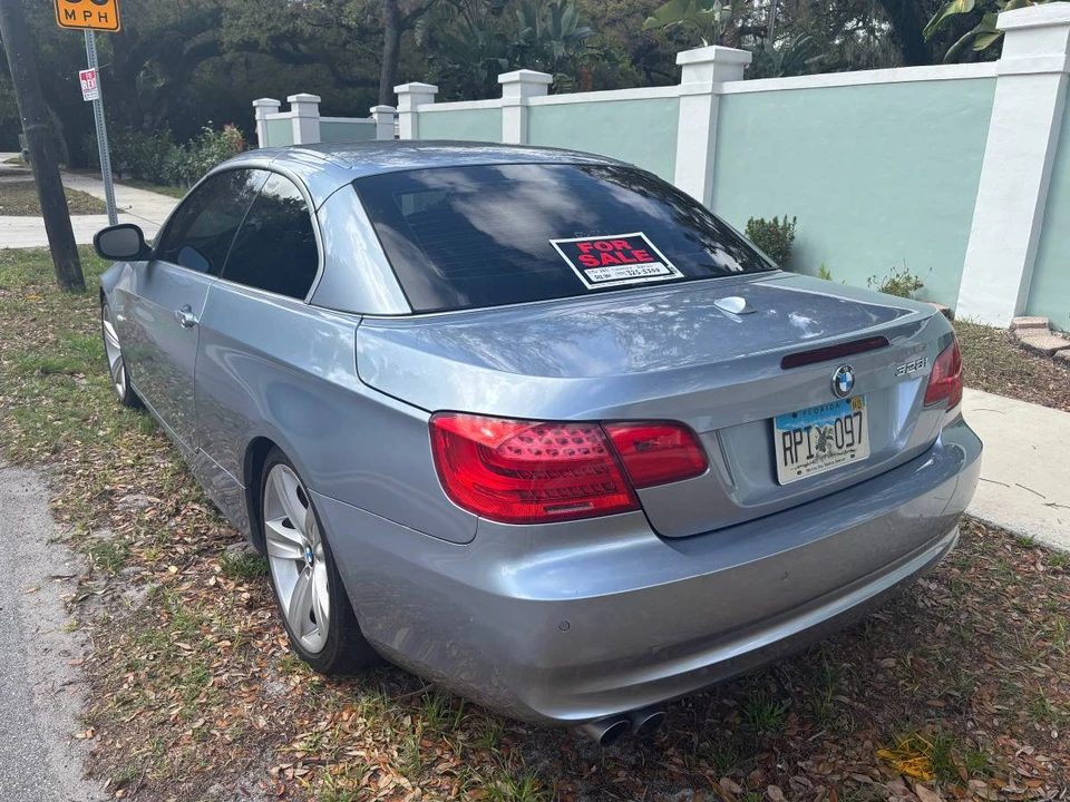 2011 BMW E81/E82/E88 1 Series - Image 2 of 9
