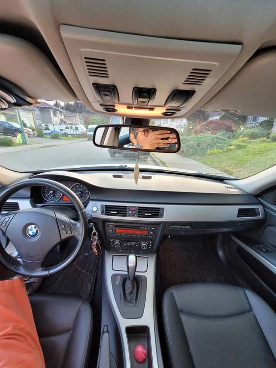2009 BMW E90 3 Series Sedan - Image 12 of 14