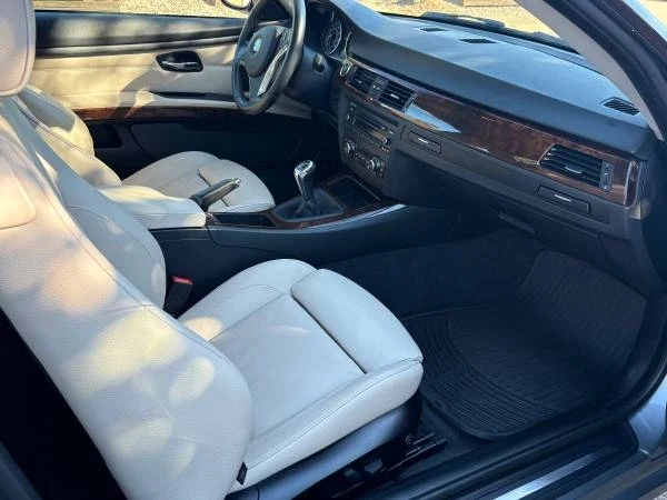 2011 BMW E90 3 Series Sedan - Image 7 of 10