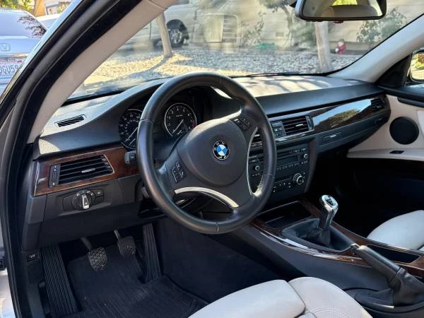 2011 BMW E90 3 Series Sedan - Image 6 of 10