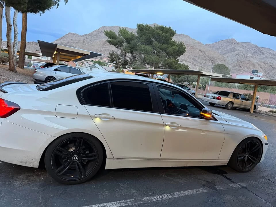 2015 BMW 3 Series - Image 2 of 7