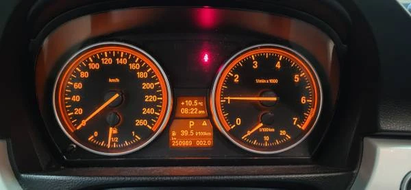 2009 BMW E90 3 Series Sedan - Image 5 of 11