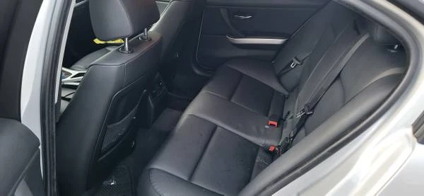 2009 BMW E90 3 Series Sedan - Image 9 of 11