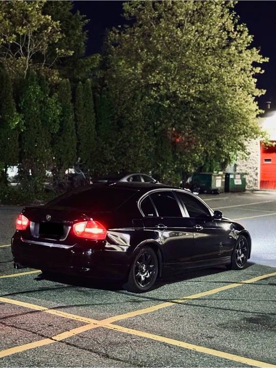 2008 BMW E90 3 Series Sedan - Image 8 of 10
