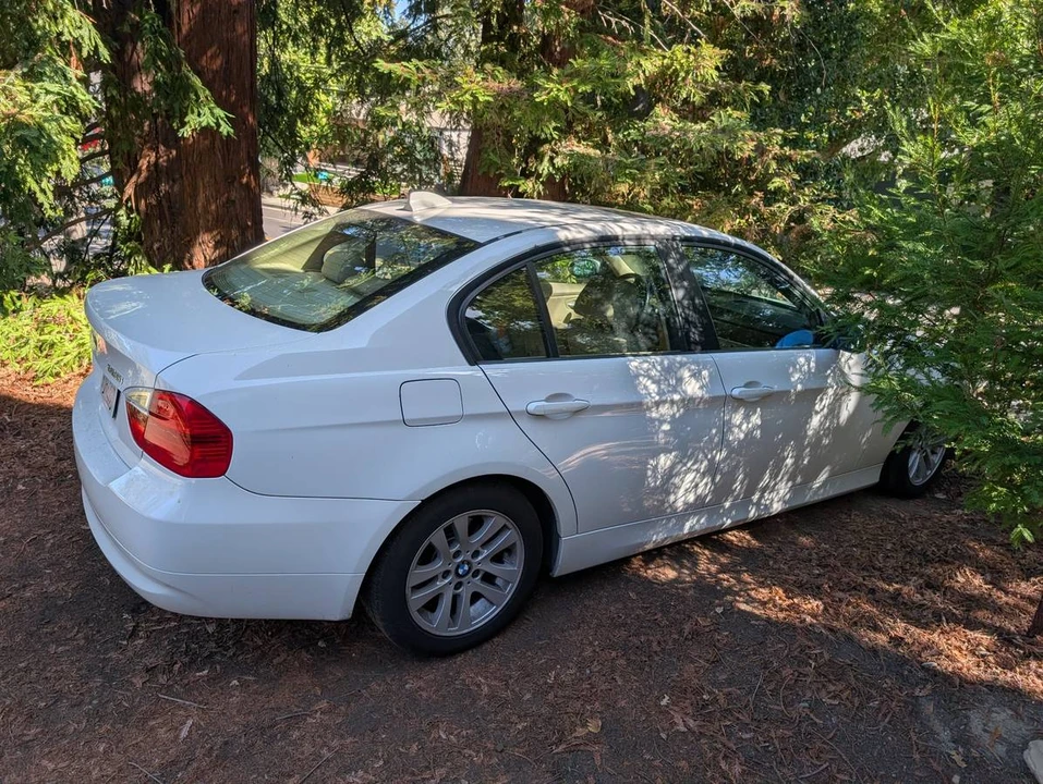 2006 BMW E90 3 Series Sedan - Image 2 of 2