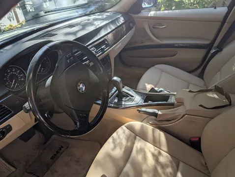2006 BMW 325i