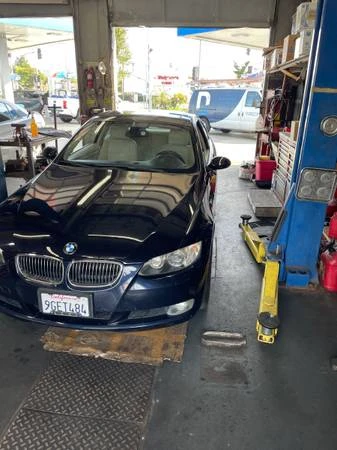 2007 BMW E90 3 Series Sedan - Image 3 of 4