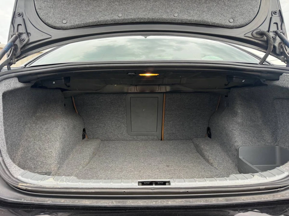 2006 BMW E90 3 Series Sedan - Image 20 of 23
