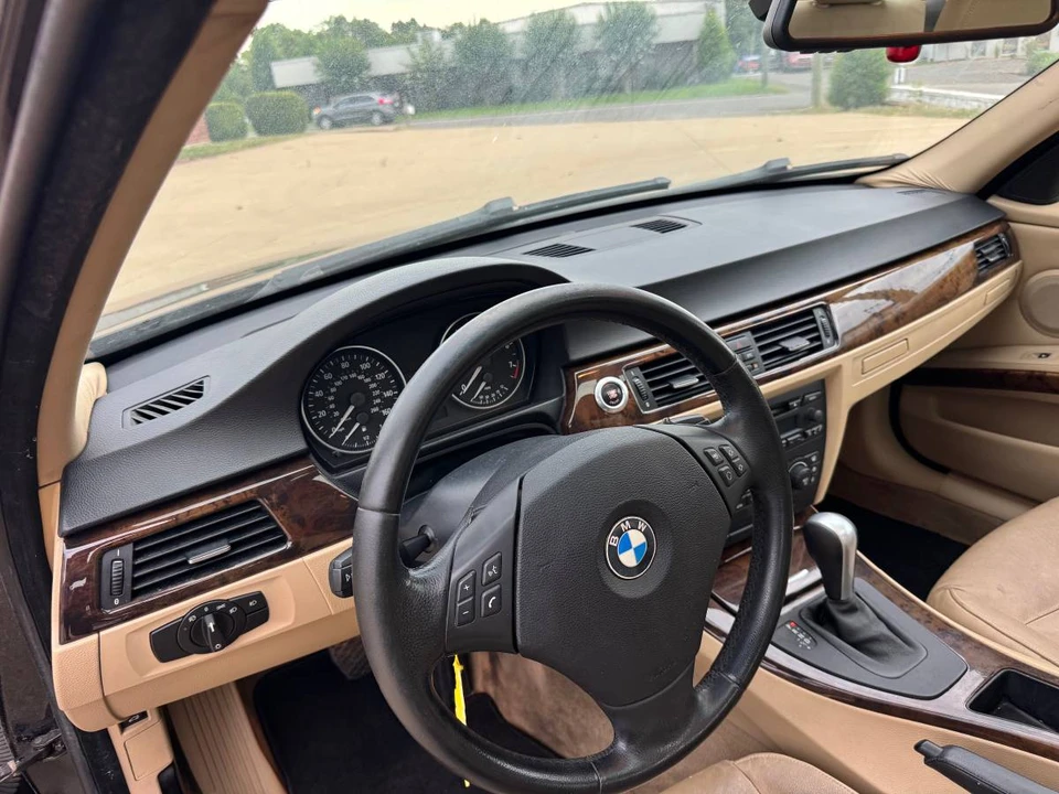2006 BMW E90 3 Series Sedan - Image 15 of 23