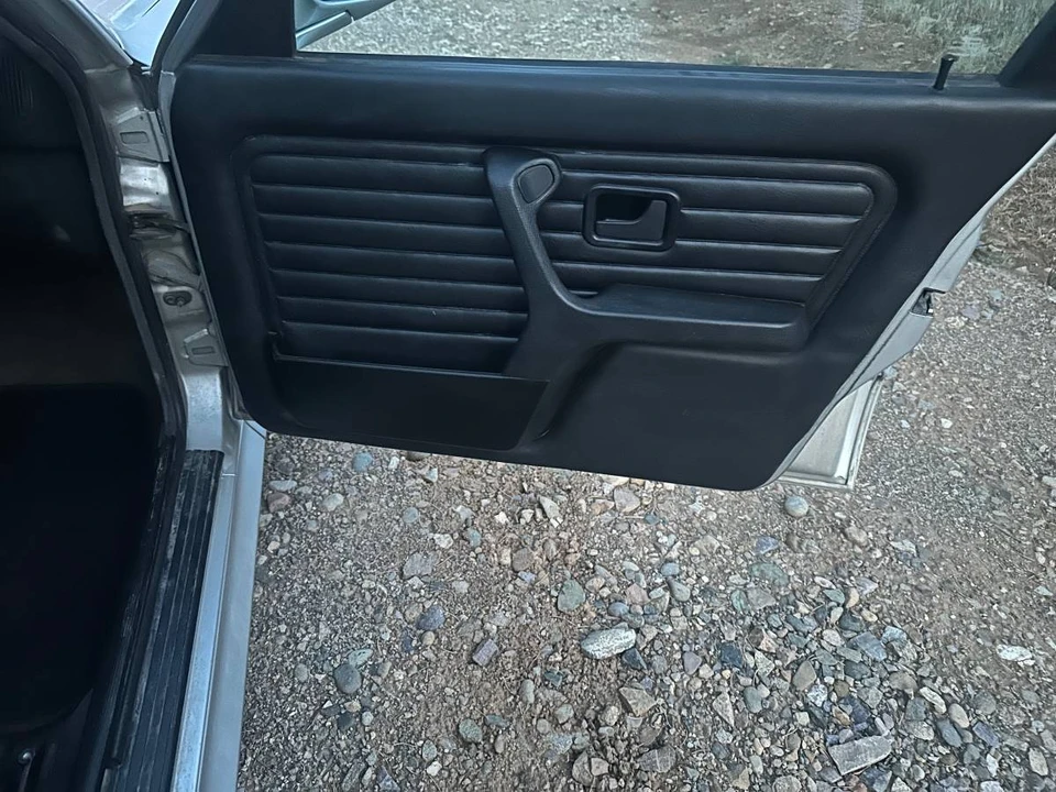 1990 BMW E30 3 Series - Image 15 of 23