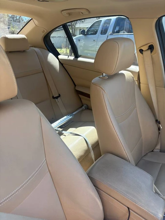 2011 BMW E90 3 Series Sedan - Image 9 of 9