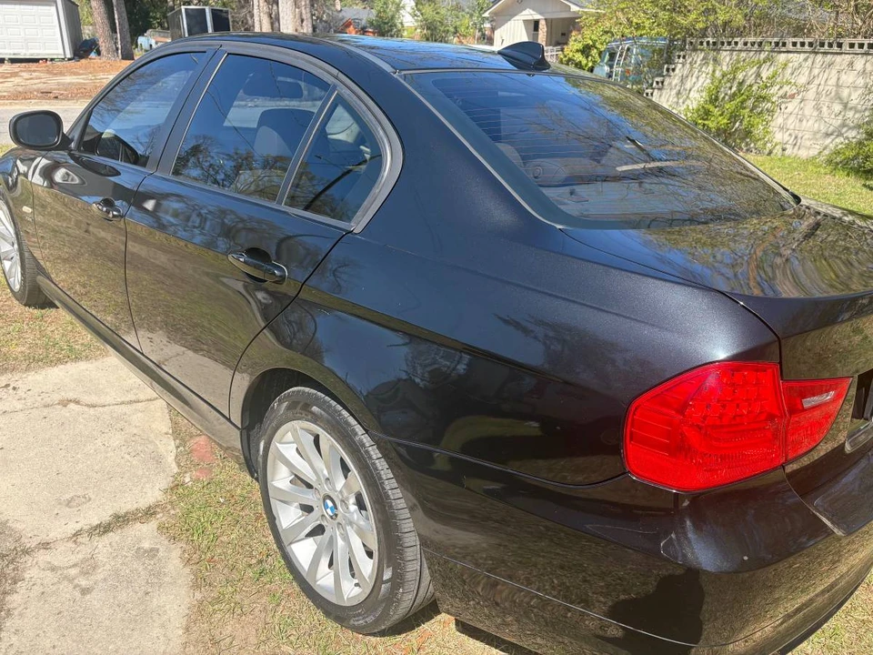 2011 BMW E90 3 Series Sedan - Image 6 of 9
