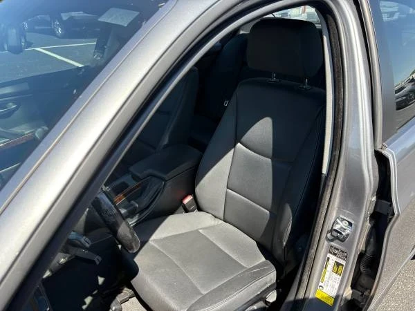 2009 BMW E90 3 Series Sedan - Image 7 of 12