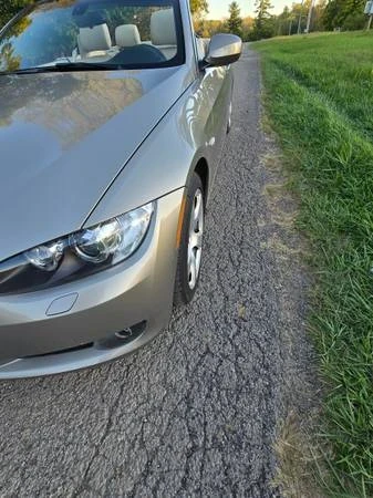 2010 BMW E90 3 Series Sedan - Image 6 of 18