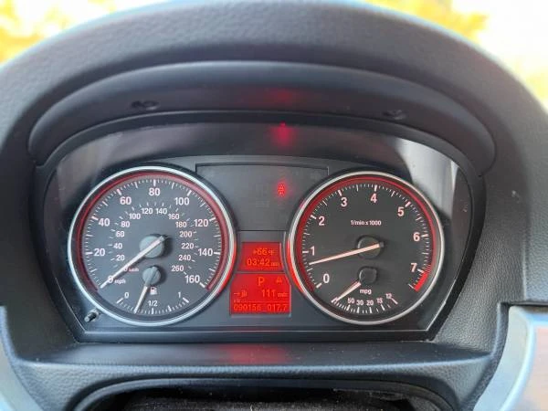 2009 BMW E90 3 Series Sedan - Image 11 of 21