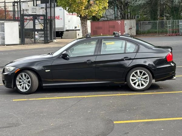 2011 BMW E90 3 Series Sedan - Image 4 of 19