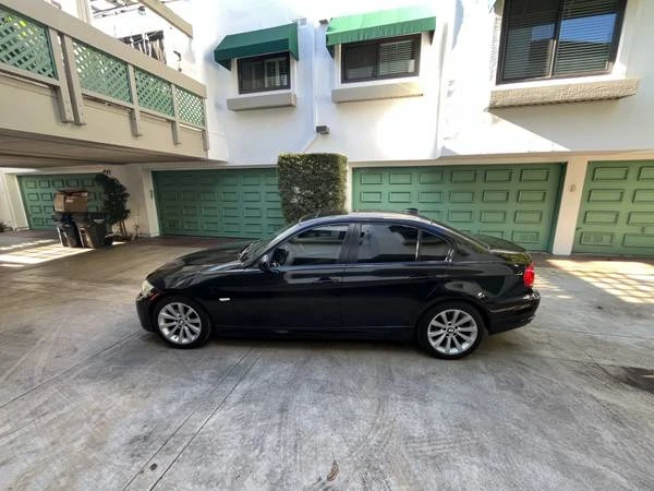 2011 BMW E90 3 Series Sedan - Image 2 of 7