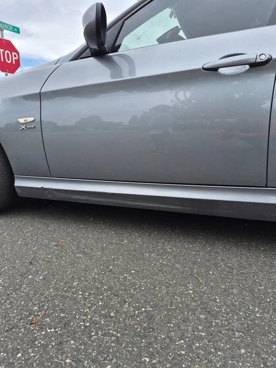 2011 BMW E90 3 Series Sedan - Image 2 of 21