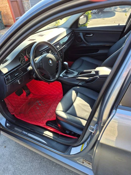 2011 BMW E90 3 Series Sedan - Image 18 of 21