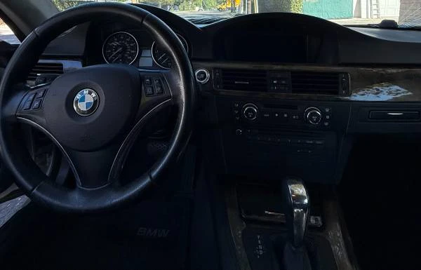 2009 BMW E90 3 Series Sedan - Image 2 of 6