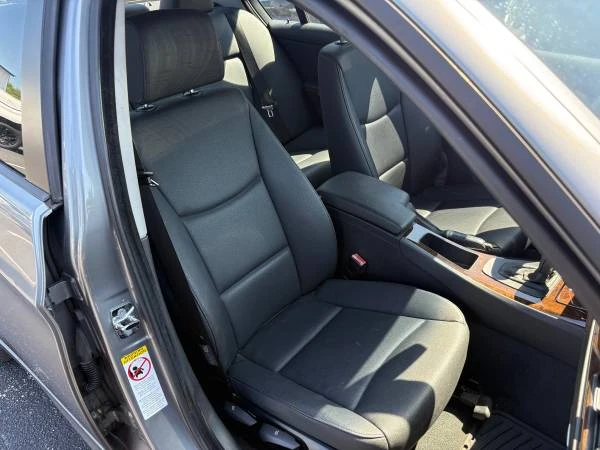2009 BMW E90 3 Series Sedan - Image 8 of 12