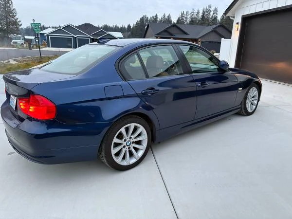 2011 BMW E90 3 Series Sedan - Image 6 of 10