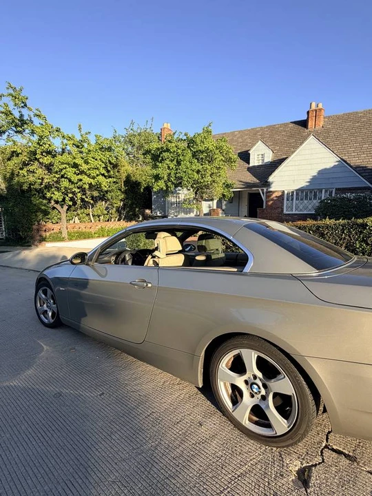 2009 BMW E93 3 Series Convertible - Image 9 of 10