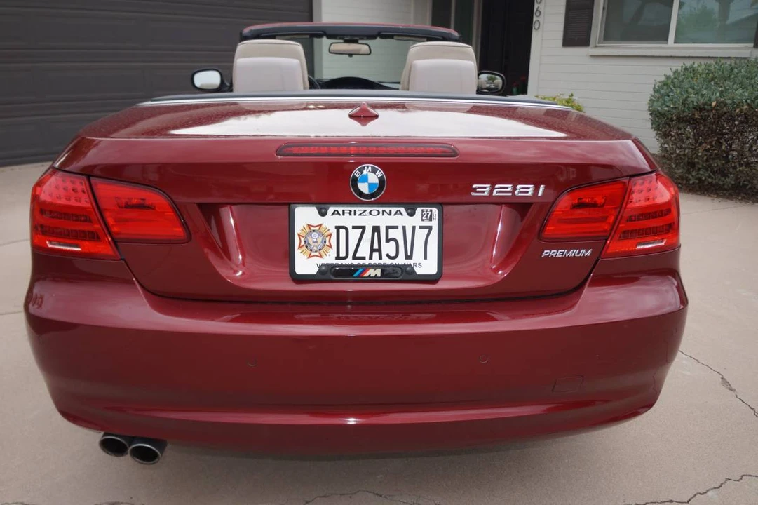 2013 BMW E93 3 Series Convertible - Image 8 of 24