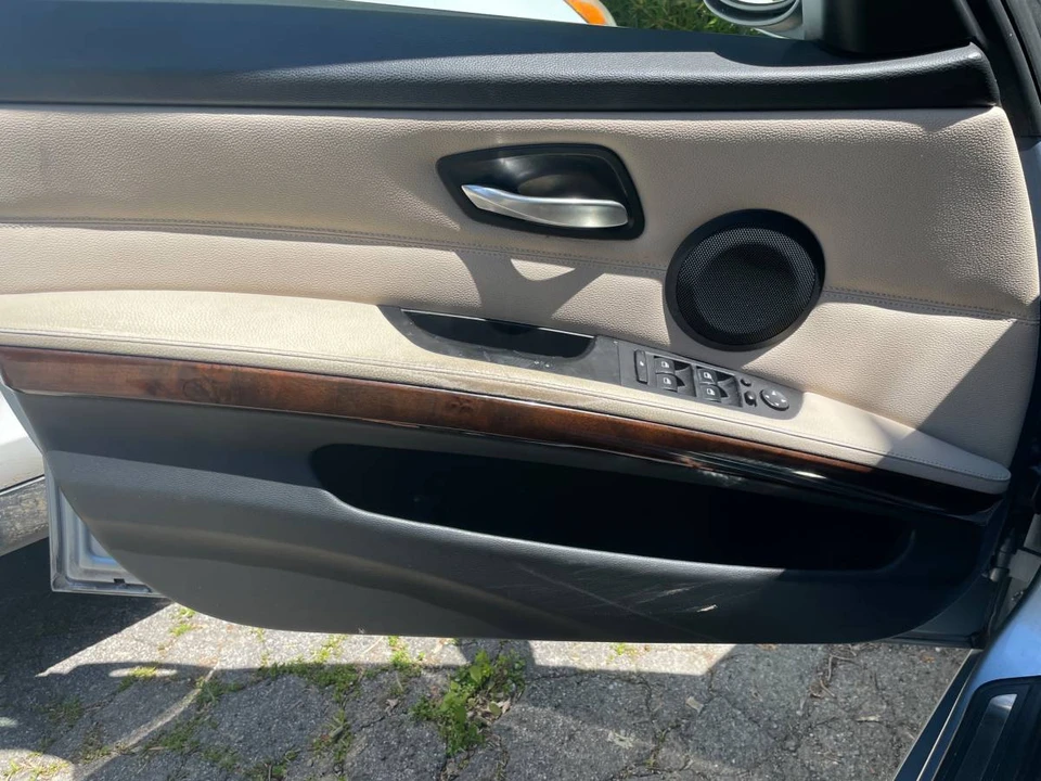 2011 BMW E91 3 Series Touring - Image 6 of 11