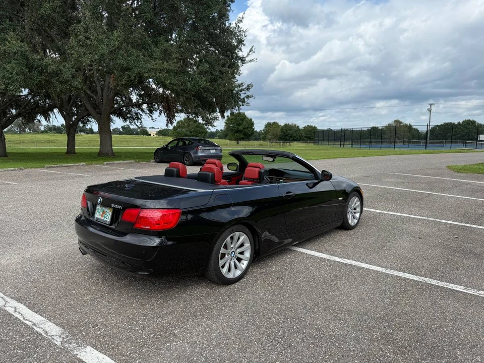 2013 BMW E93 3 Series Convertible - Image 4 of 14