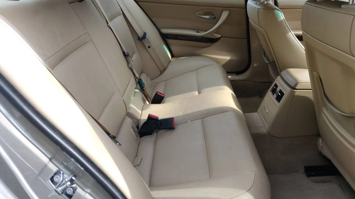 2009 BMW E90 3 Series Sedan - Image 10 of 12