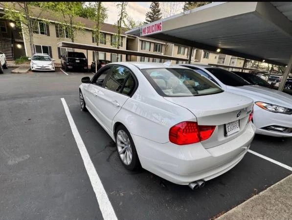 2011 BMW E90 3 Series Sedan - Image 4 of 7