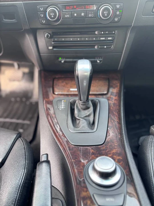 2007 BMW E90 3 Series Sedan - Image 19 of 22