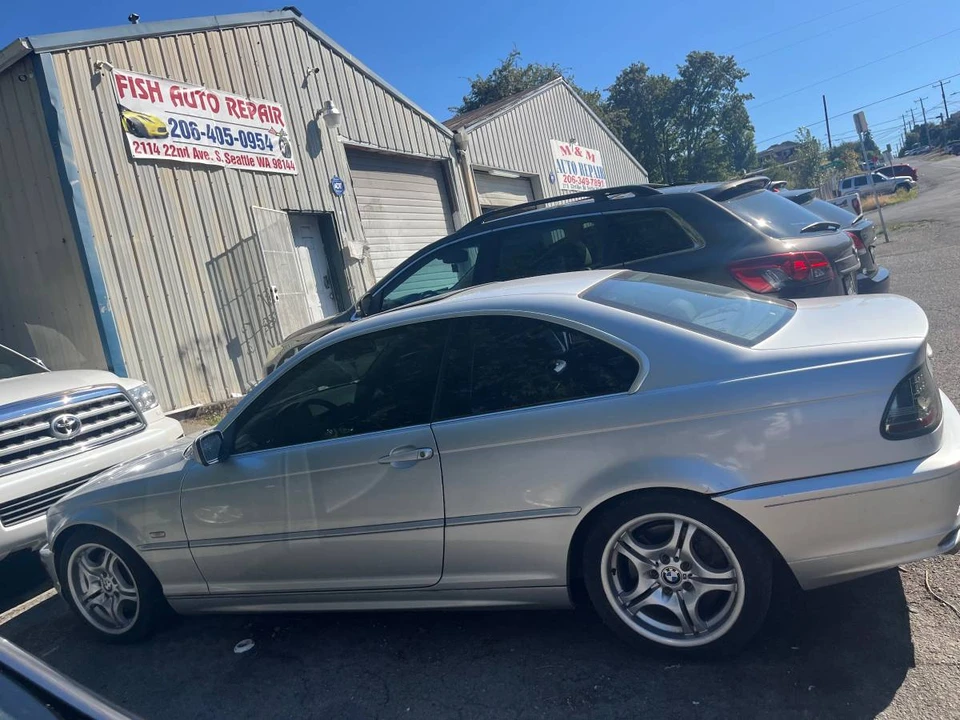 2002 BMW E46 330i & 330Ci - Image 14 of 16