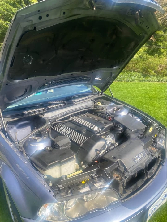 2002 BMW E46 330i & 330Ci - Image 9 of 10