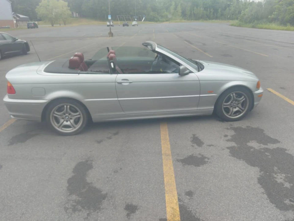 2001 BMW E46 330i & 330Ci - Image 2 of 5