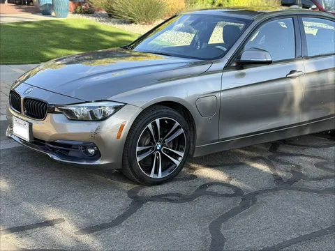 2018 BMW 330e