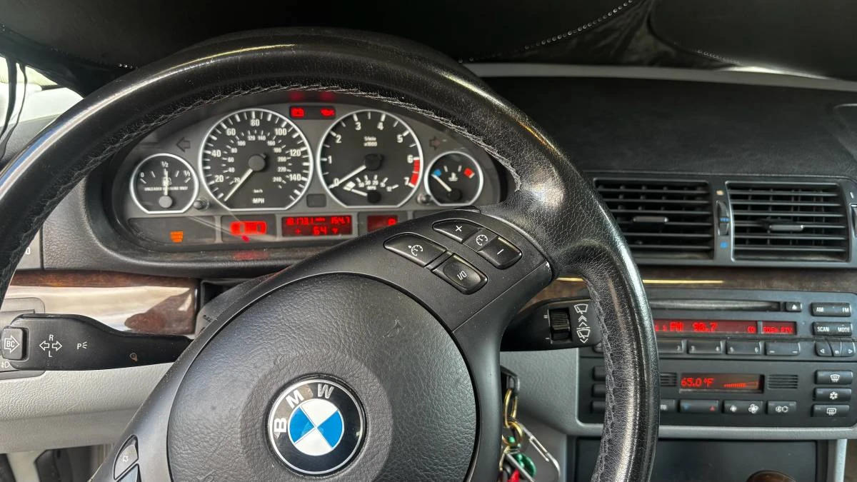 2003 BMW E46 330i & 330Ci - Image 8 of 10