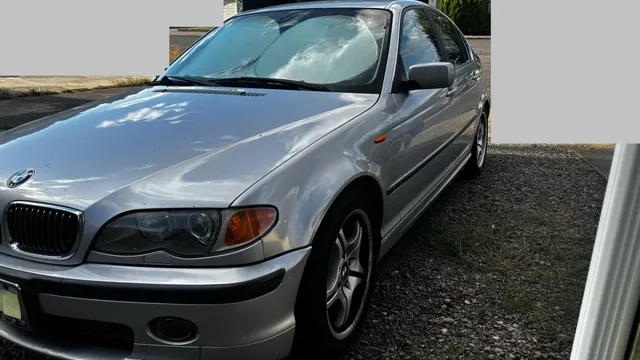 2003 BMW 330i