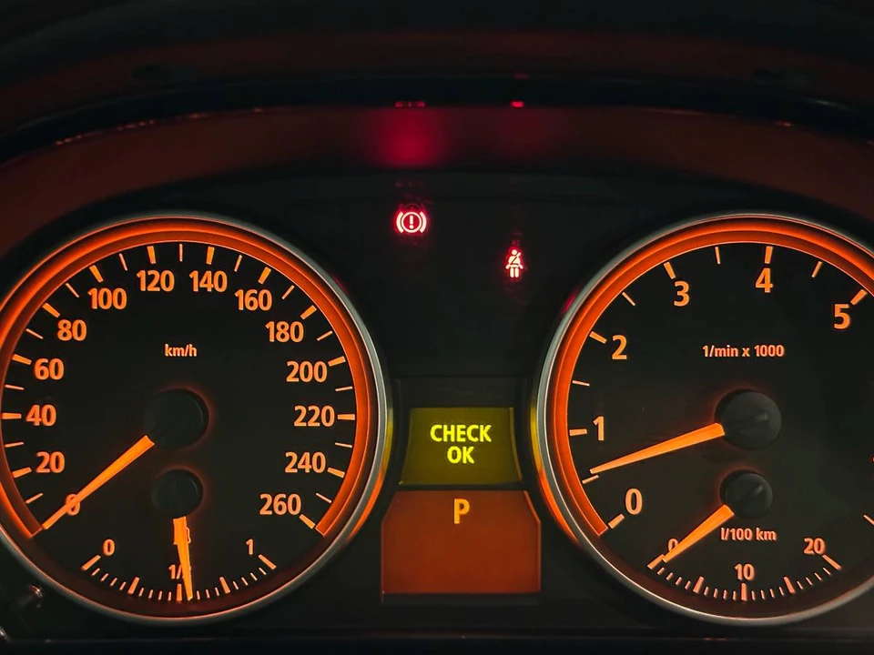 2006 BMW E90 3 Series Sedan - Image 12 of 12